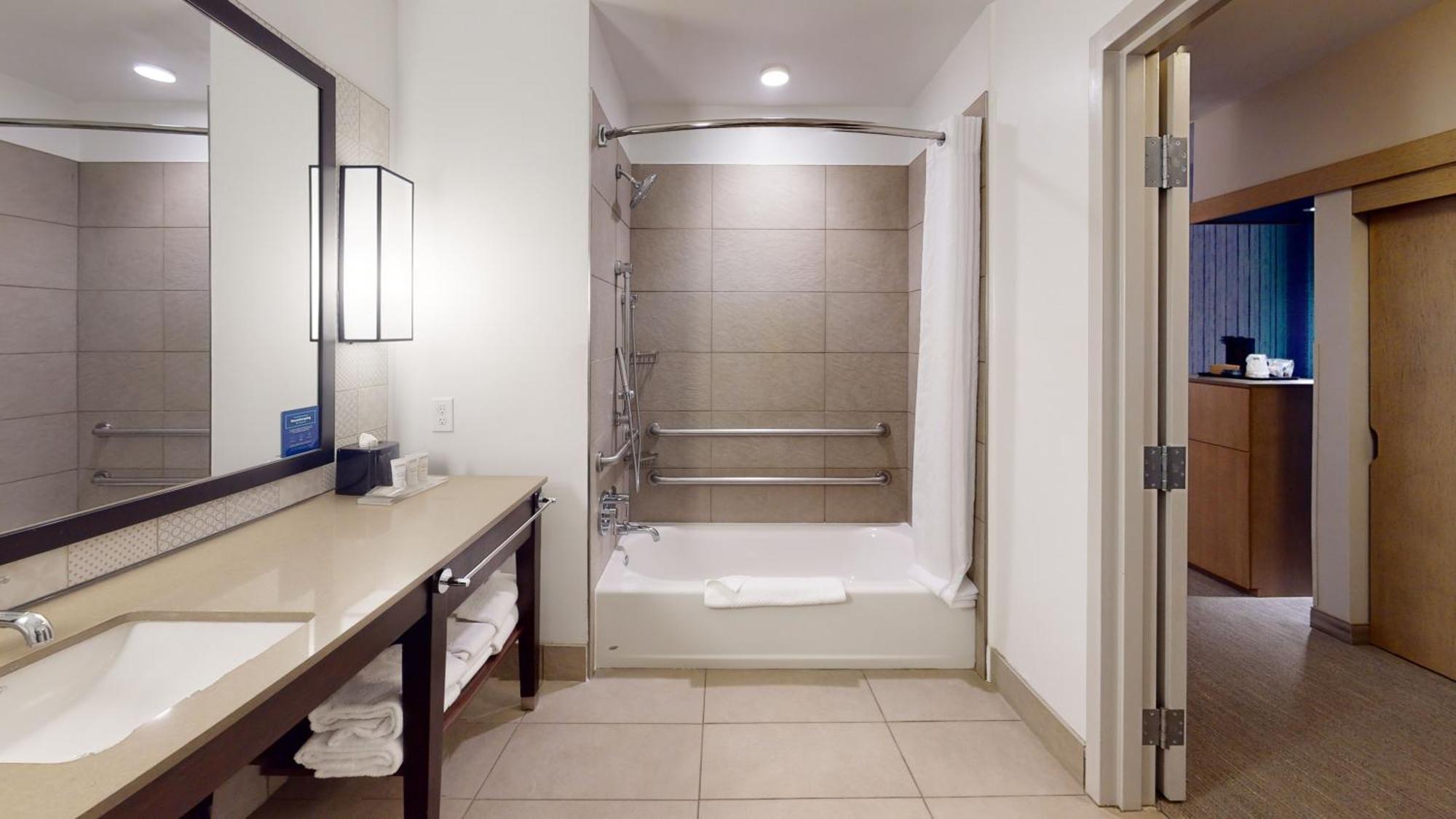 Suncoast Anaheim, Tapestry Collection By Hilton 4*